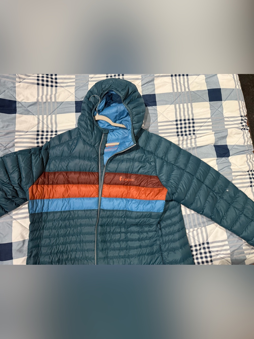 Women’s Cotopaxi down hooded jacket
